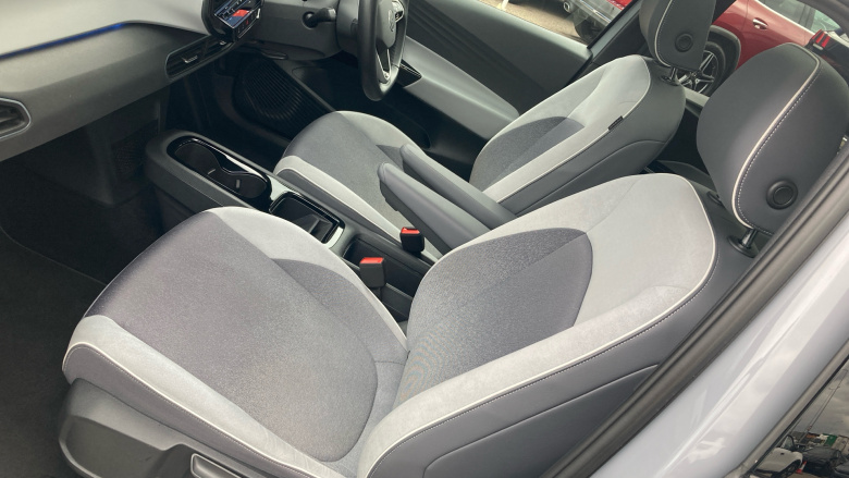 Volkswagen ID.3 107KW Family Pro 58kWh 5dr Auto Electric Hatchback